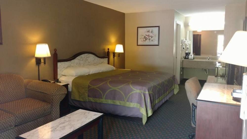 Super 8 By Wyndham Bossier City/Shreveport Area Eksteriør bilde